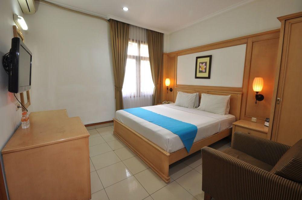 Caryota Hotel Бандунг Екстериор снимка