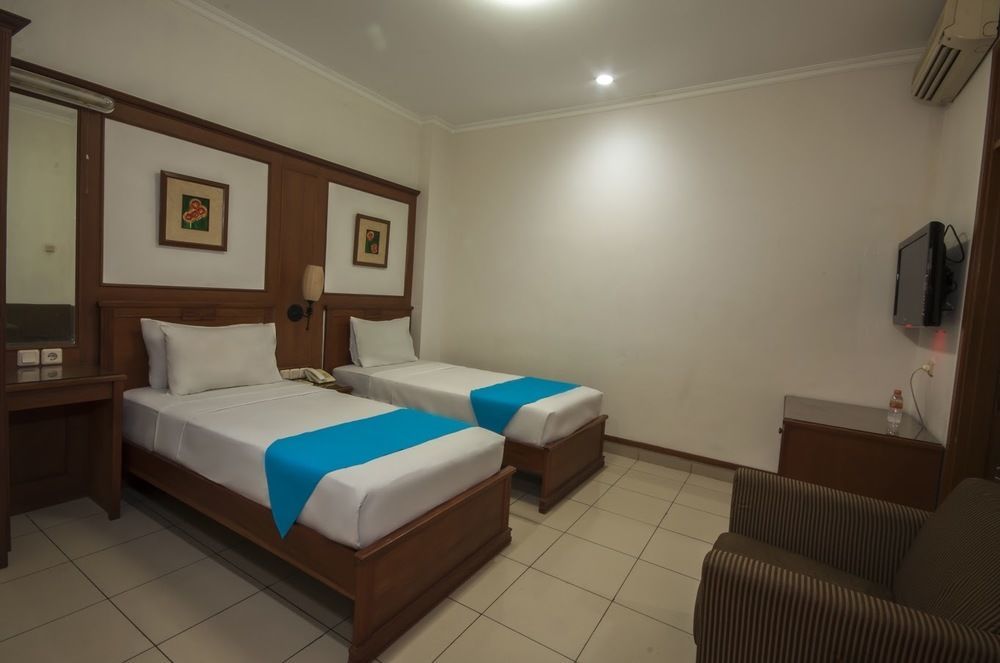 Caryota Hotel Бандунг Екстериор снимка